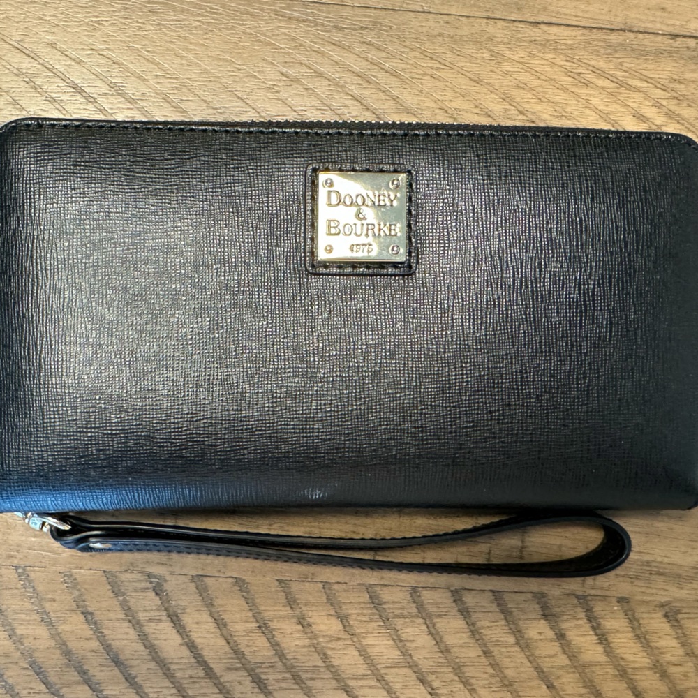 Dooney & Bourke Zip Around Wristlet/Wallet
